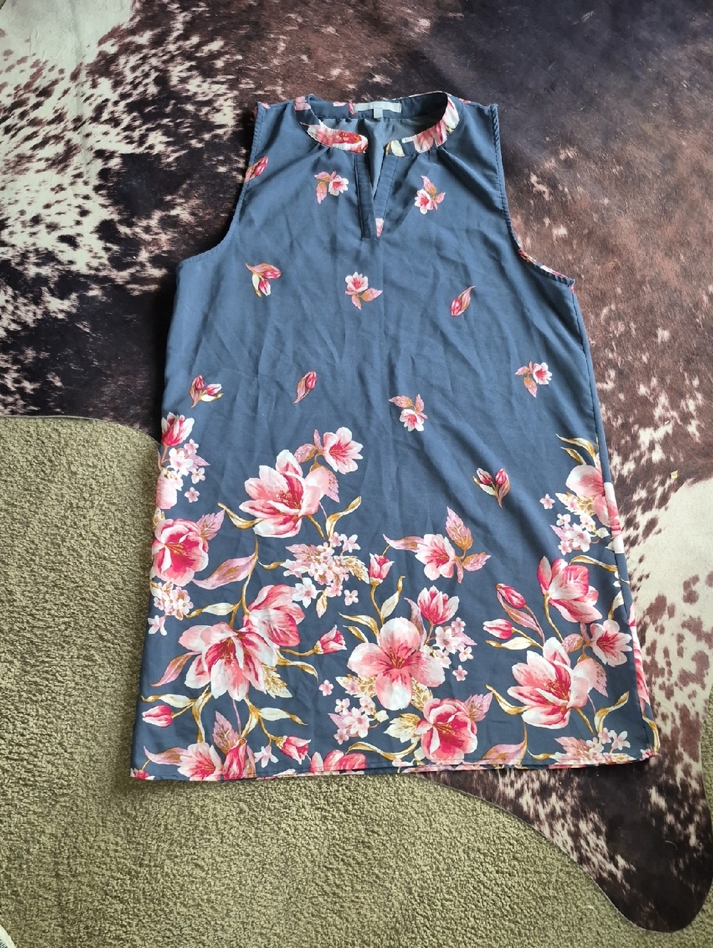 Sweet Rain Navy Floral Notch-Neck Camisole